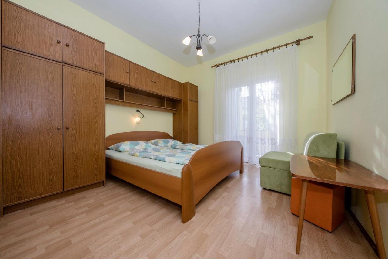 Apartments By The Sea Supetarska Draga - Donja, Rab - 11769 Exterior foto