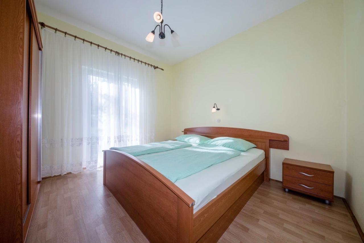 Apartments By The Sea Supetarska Draga - Donja, Rab - 11769 Exterior foto