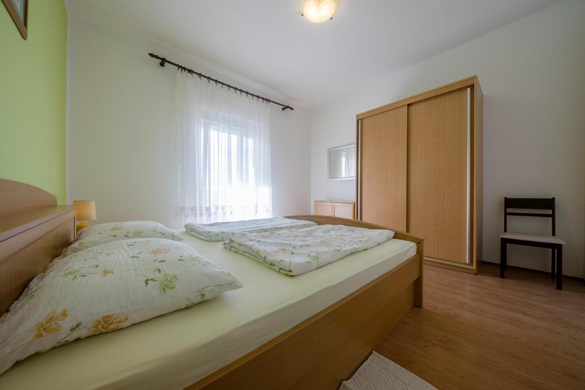 Apartments By The Sea Supetarska Draga - Donja, Rab - 11769 Quarto foto